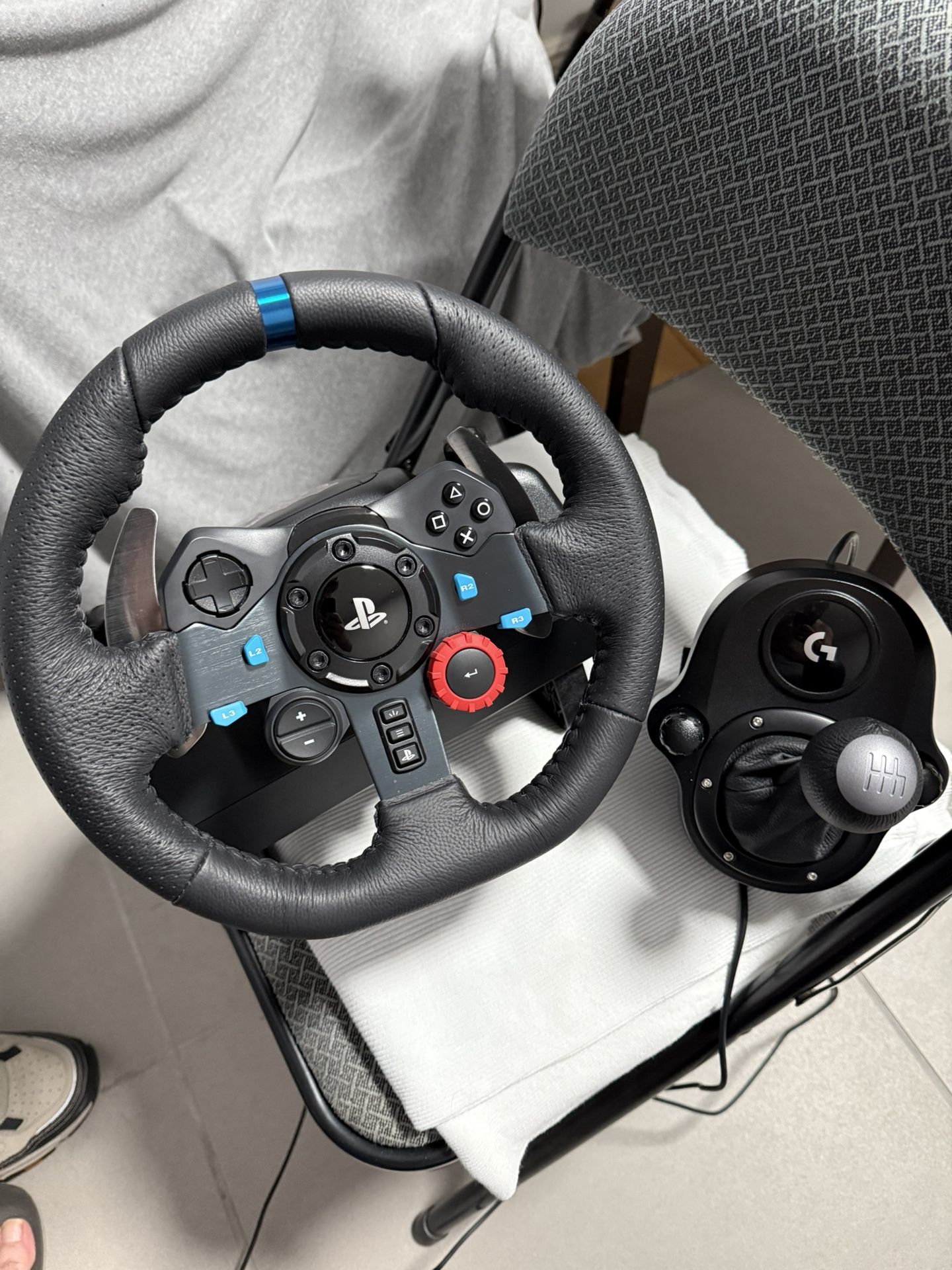Logitech G29 + PlayStation VR2