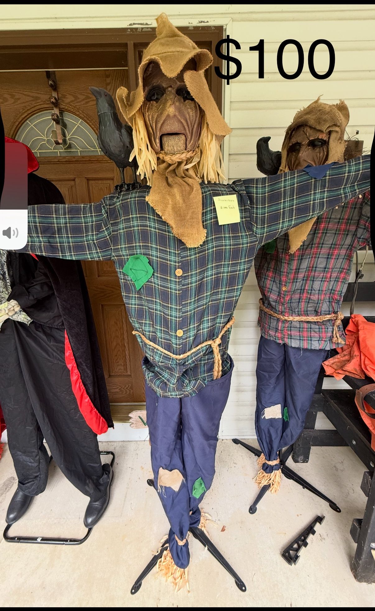 Animated Scarecrow Green