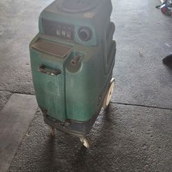 Industrial Carpet Cleaning Extractor