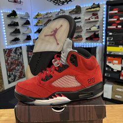 AIR JORDAN 5 RETRO “RAGING BULL” SIZE 9