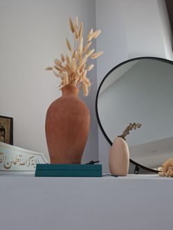 Decorative vases Earthy Minimalist