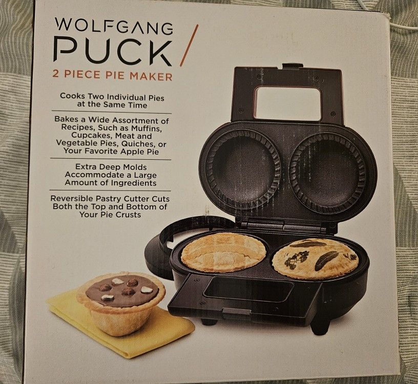 WOLFGANG PUCK 2 Piece Pie Maker