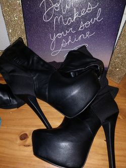 Black knee-high boots