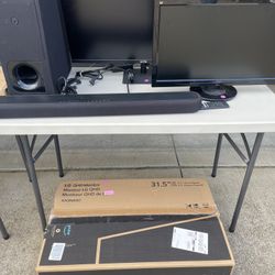 Computer Monitors & Sound Bar