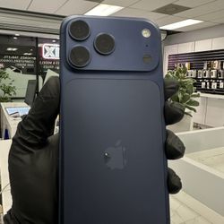 iPhone 17 Pro Max 256GB Unlocked (Financing Available)