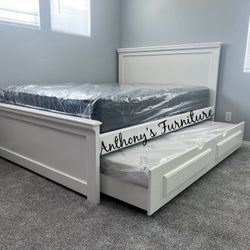 White Queen Bed With Trundle And Mattresses 