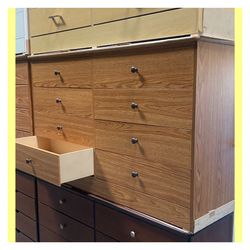 8 Drawer Dresser
