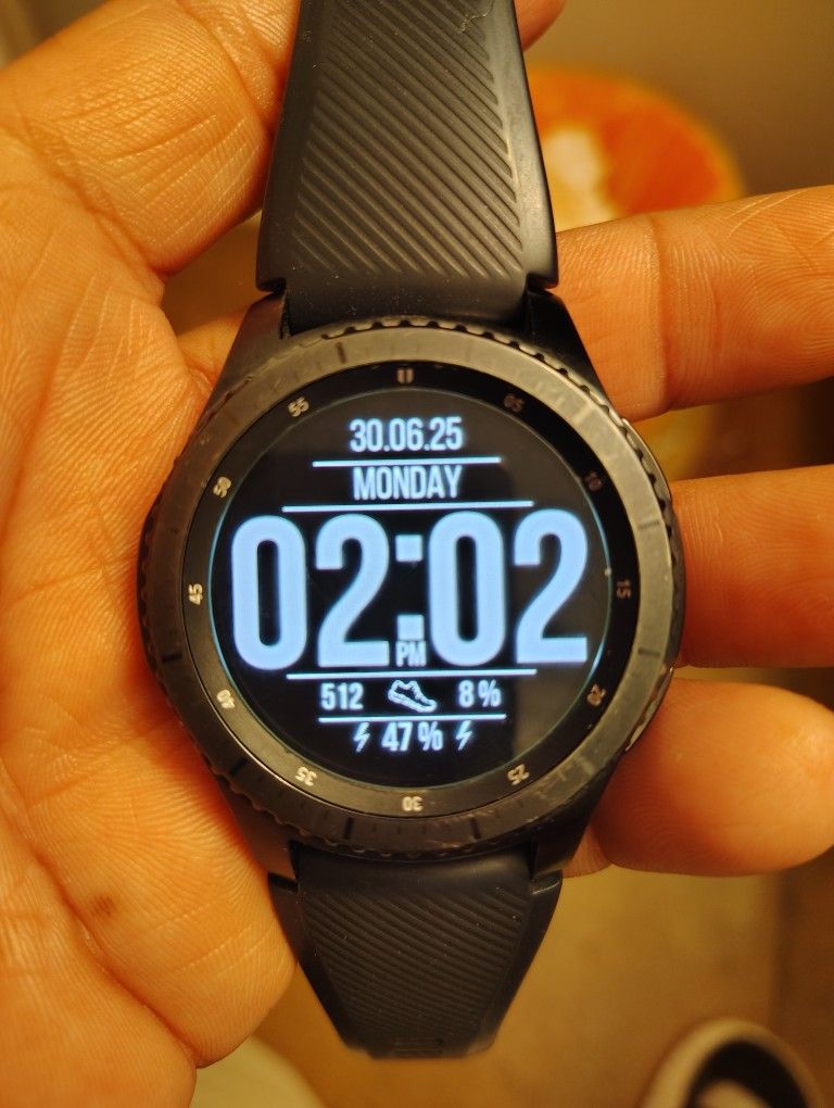 SAMSUNG S3 GEAR FRONTIER UNLOCKED WATCH
