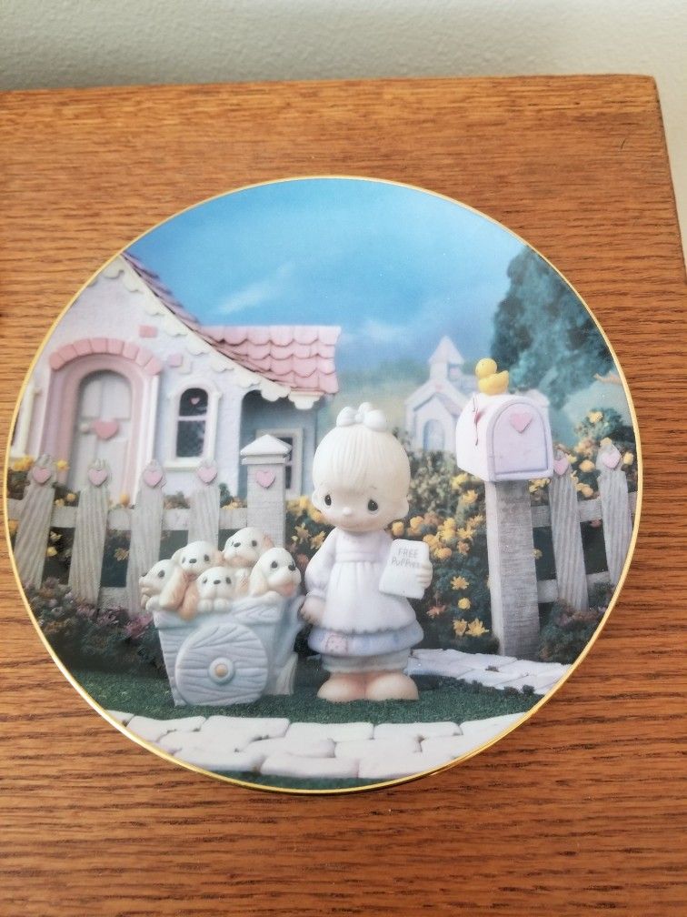 Precious Moments Plate Collection - God Loveth A Cheerful Giver