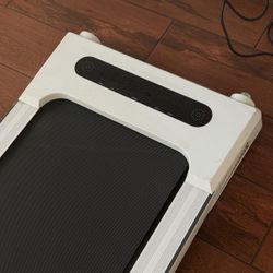 Walking Pad Treadmill – Under Desk / Portable (300 lb Capacity) 