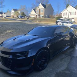 2022chevy Camaro ZL1/1LE