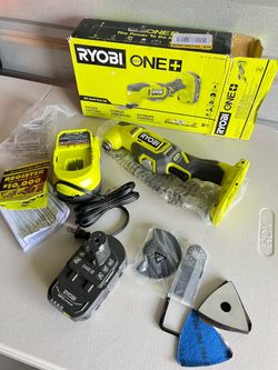 RYOBI ONE+ 18V Multi-Tool Kit PCL430K1 With 2.0 Ah  Battery & Charger.