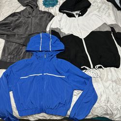 Women’s sweaters/jackets