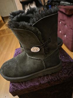 UGG BAILEY BUTTON BLING