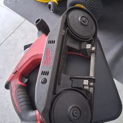Milwaukee Band Saw