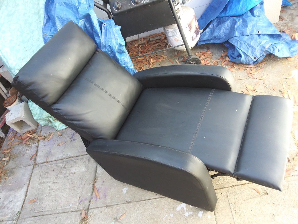 Black sofa recliner chair like new