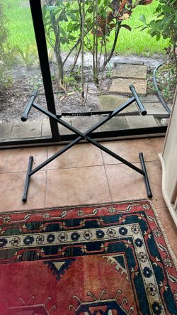KEY BOARD STAND