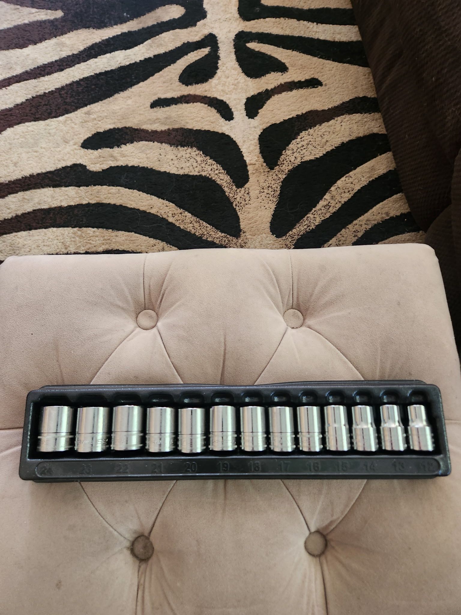 1/2 drive 13 piece 6 point metric shallow socket set