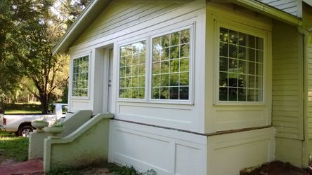 House for sale Independence Missouri by the square 145 k