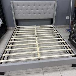 Vendo hermosa cama, Queen