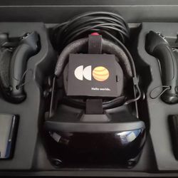 USED) Valve Index VR Headset Full Kit with 2.0 Lighthouses + Extra 