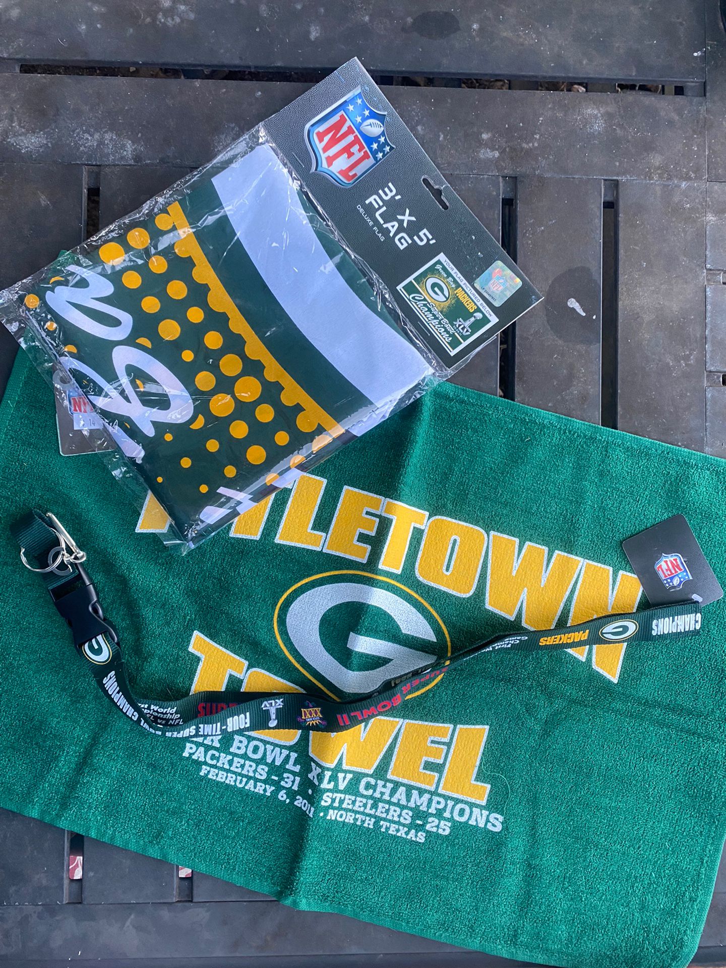 Packers Flag, Lanyard, Towel