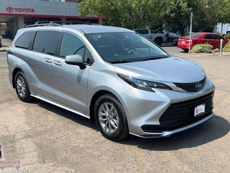 2025 Toyota Sienna