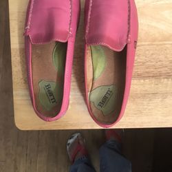 WOMEN SHOES BORN LEATHER PINK SIZE 8.5