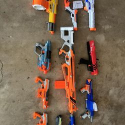 Bunch of nerf guns take em all or offer an amount for some but MAKE A OFFER