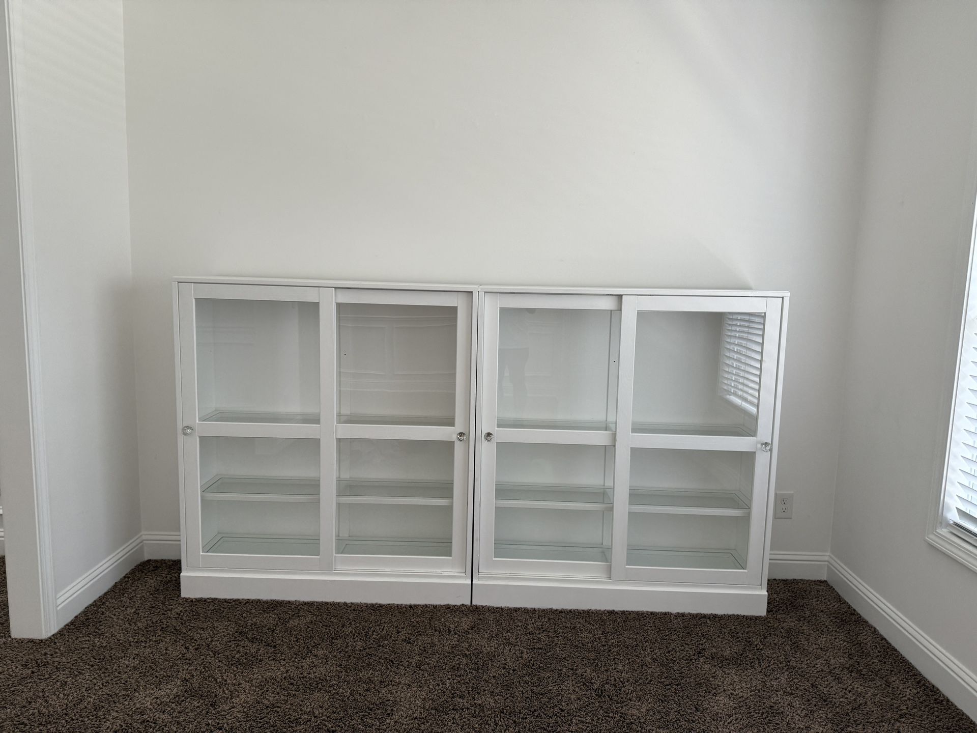 Display Cabinet