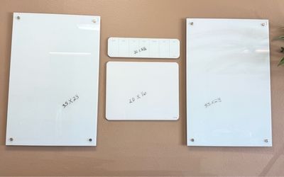 Set of 4 glass white boards