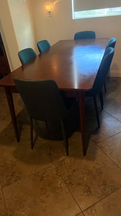 Modern dining room table set with 6 chairs