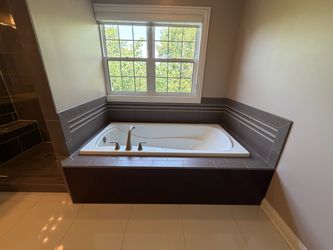 Kohler bathtub
