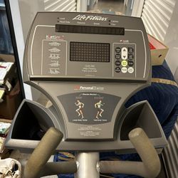 Life Fitness Elliptical x9i $950 Or Best Offer