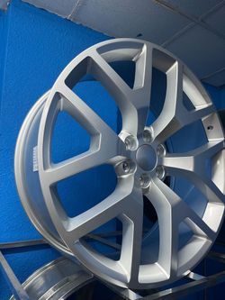  26x10 OE Revolution G04 Wheels – Silver Machined | 6x139.7 