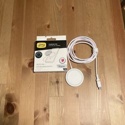 Otter Box iPhone Charging Pad