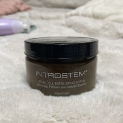 Introstem Exfoliating Scrub