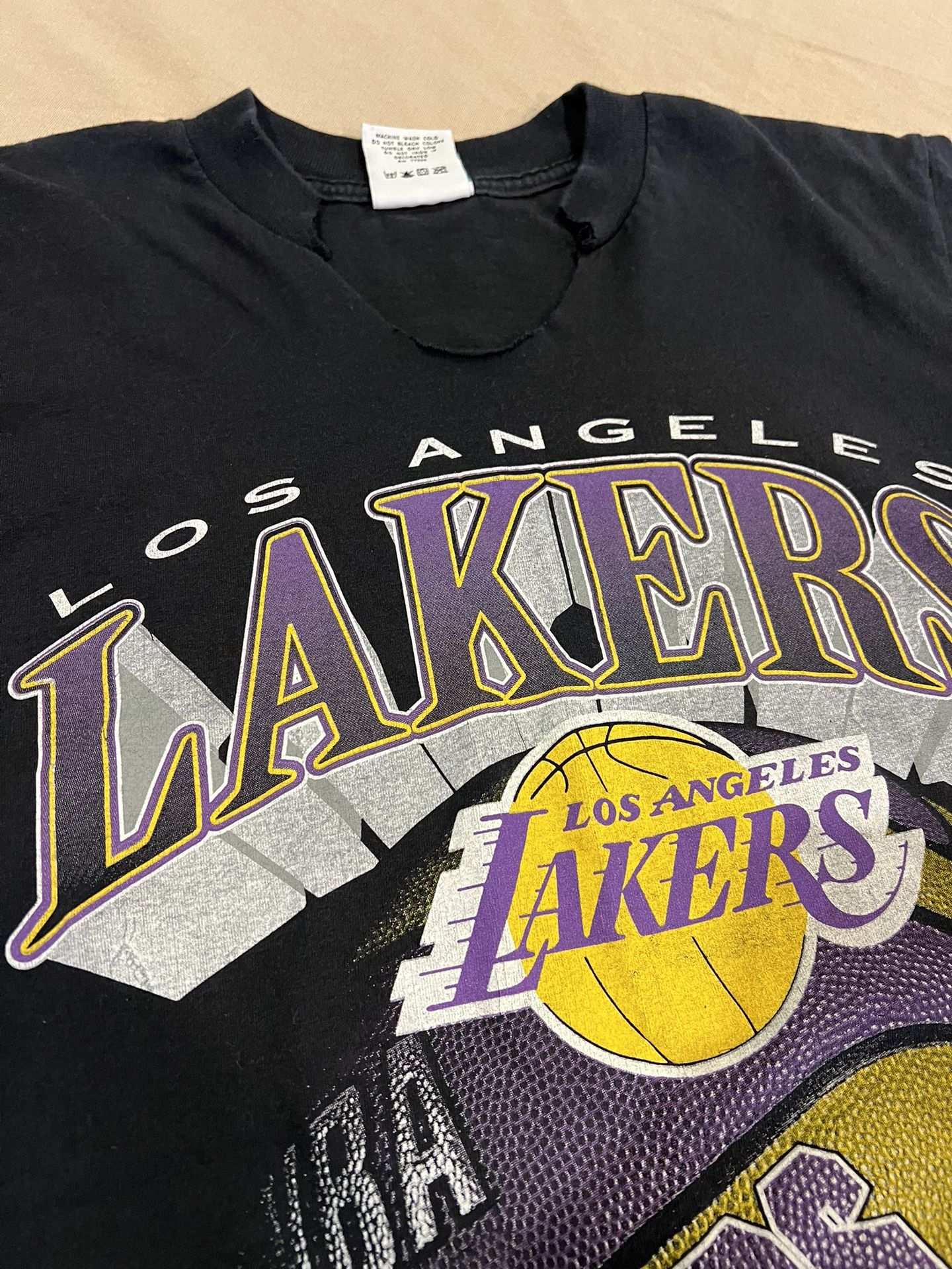 Vintage LA Los Angeles Lakers Dynasty Basketball T Shirt Tee for Sale in  Anaheim, CA - OfferUp