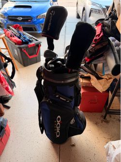 Ogio Golf Bag with Dunlop and TaylorMade Clubs