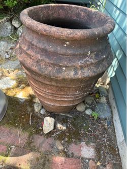 FREE large terra cotta planters