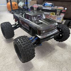 Arrma Outcast 4s 