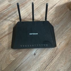 NETGEAR AC1750 smart router