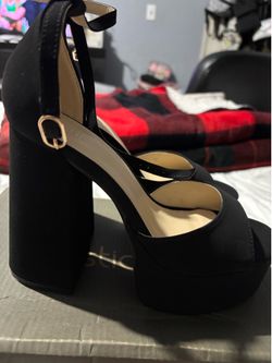 Women’s heel size 6