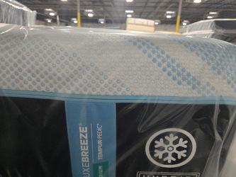 Queen Tempur-pedic Mattress Set 