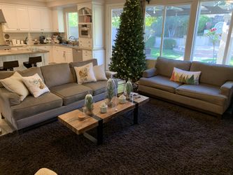 Ethan Allen Soda and Love Seat