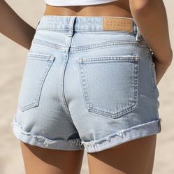 PacSun Distressed Mom Denim Shorts Light Wash High Rise Women’s Sz 24