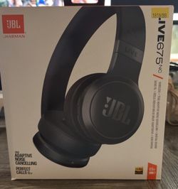 JBL WIRELESS NOISE CANCELLING SPATIAL SOUND