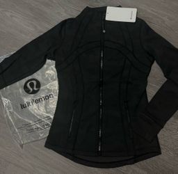Lululemon black zipper define jacket