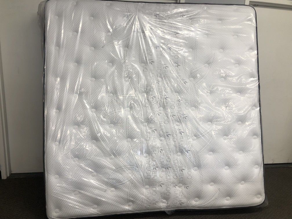 ☑️Brand New King Mattress – Great Deal☑️