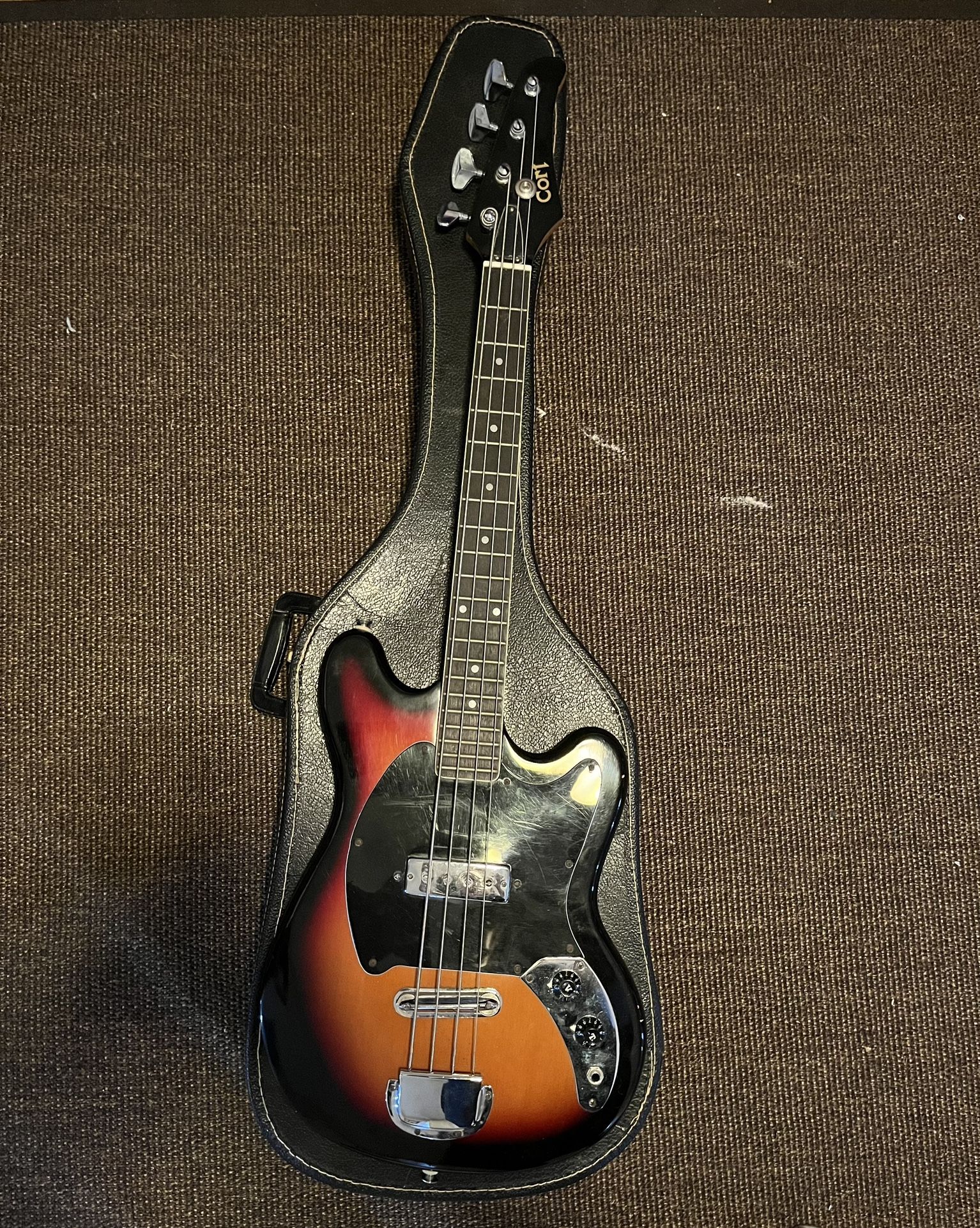 Short Scale Bass Guitar